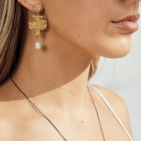 Cybele Gold & Pearl - Earrings